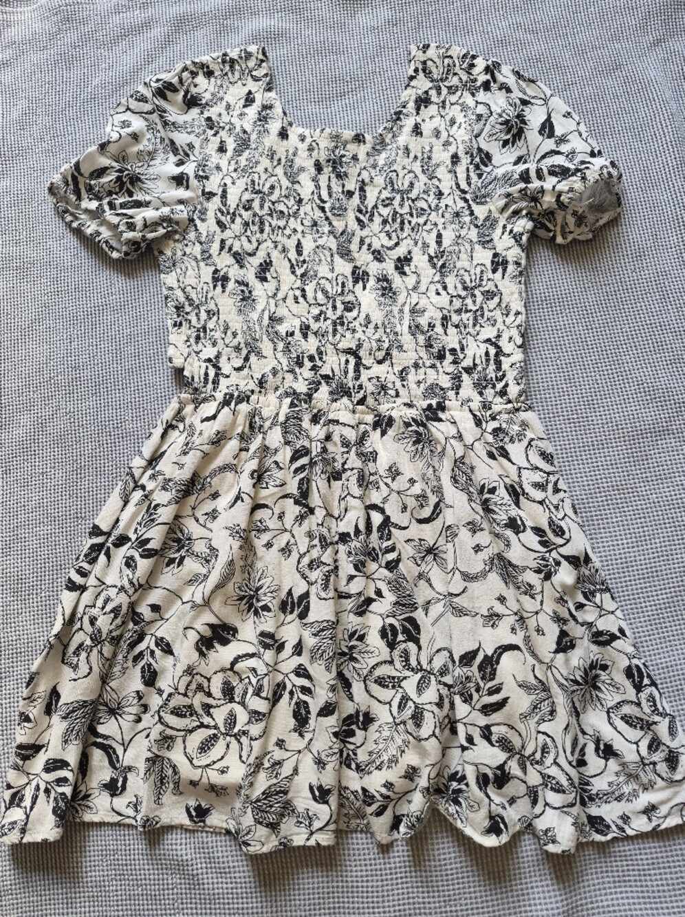 Jessica Simpson Black & White Floral Smocked Cutout Mini Dress Size XL
